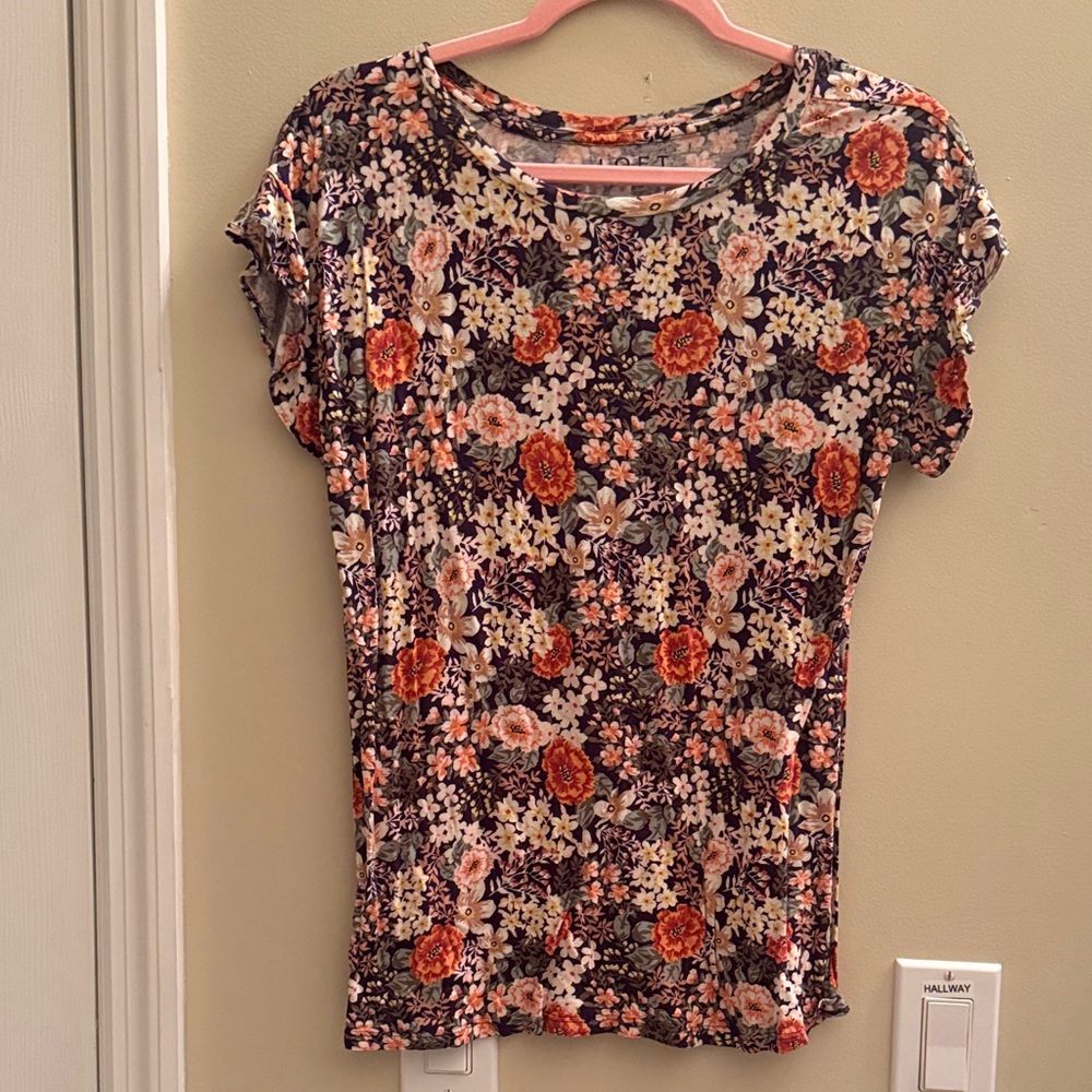 LOFT Multicolor Floral Short Sleeve Top